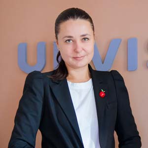 Юлия Маловичко, Заместитель руководителя отдела бухгалтерского сопровождения юридической компании URVISTA