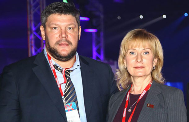 Ведущие спикеры форума — Дмитрий Галочкин и Инна Святенко.